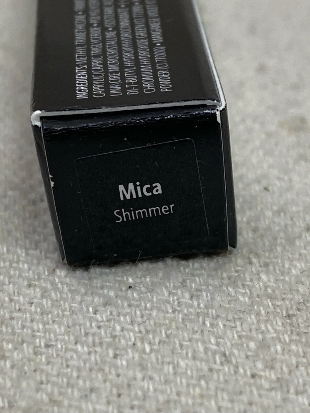 BOBBI BROWN Mica Long-Wear Cream Shadow Stick